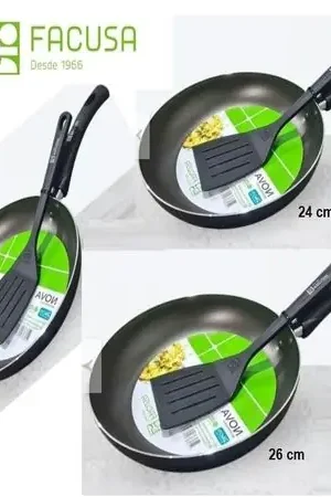 Set de Sartenes Facusa 26cm ,24 cm y 18 cm C/ Espatulas negro Ordine In Blocco
