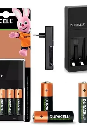 Kit Cargador de Pilas AA Recargables DURACELL + 4 Baterías AA 2500mAh All’Ingrosso