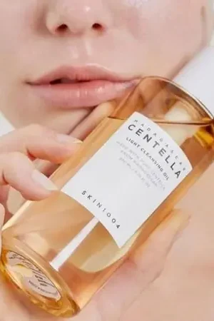 Miglior Prezzo MADAGASCAR CENTELLA LIGHT CLEANSING OIL 200ML