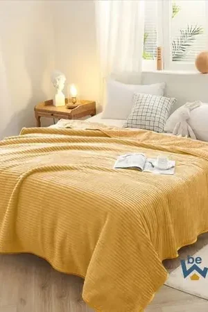Saldi Manta Antialérgica Acalanada con Carnero Sherpa 2PLZ Amarillo